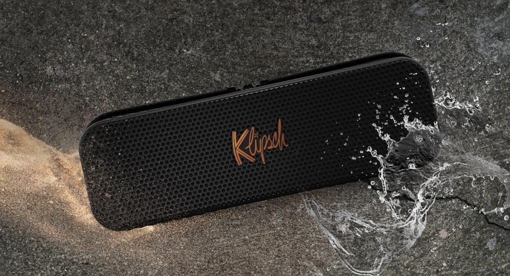 Klipsch-Detroit-on-rough-background-with-sand-and-water.jpg